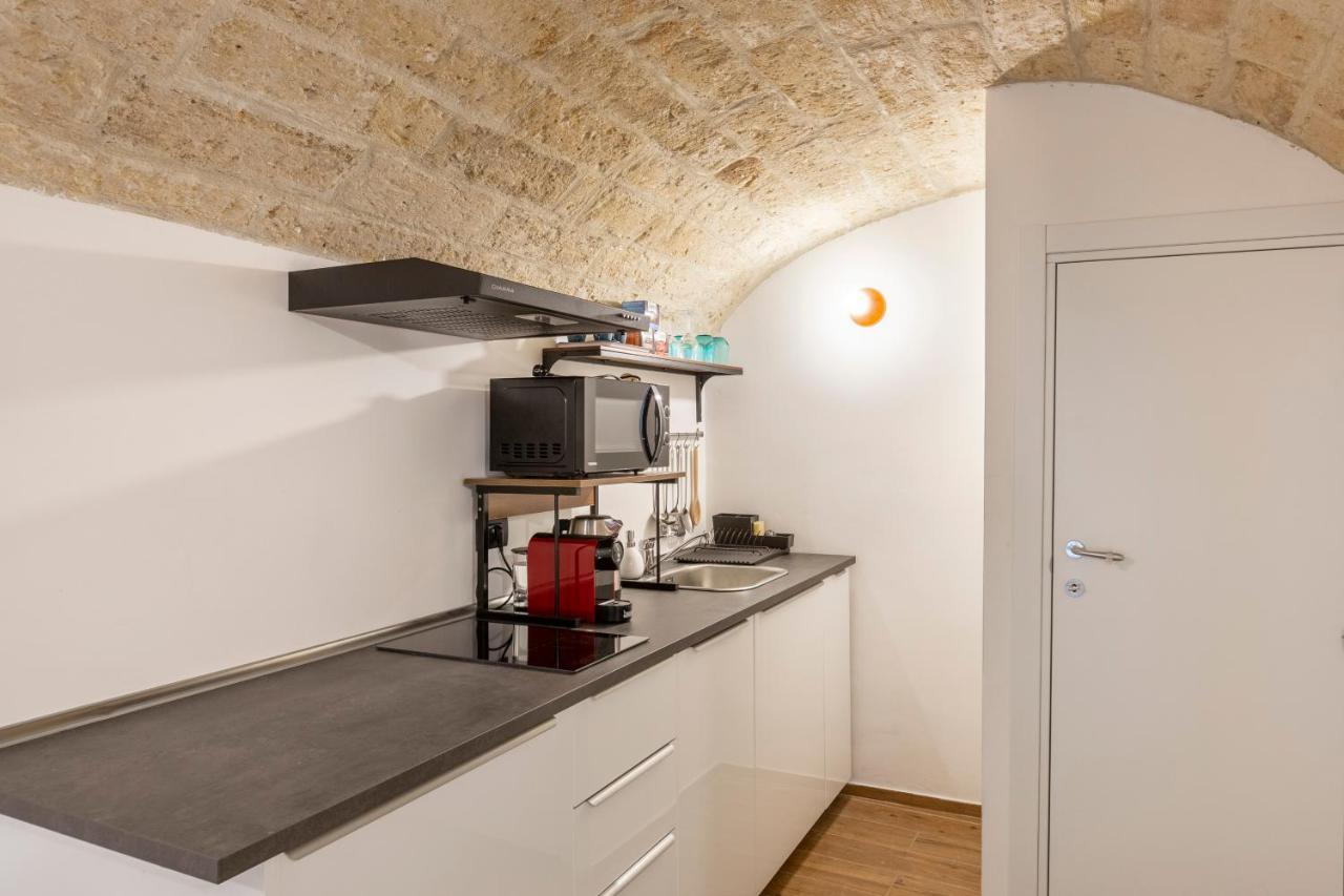 Just Here Apartments - Lascia Fare A Dio Bari Bagian luar foto