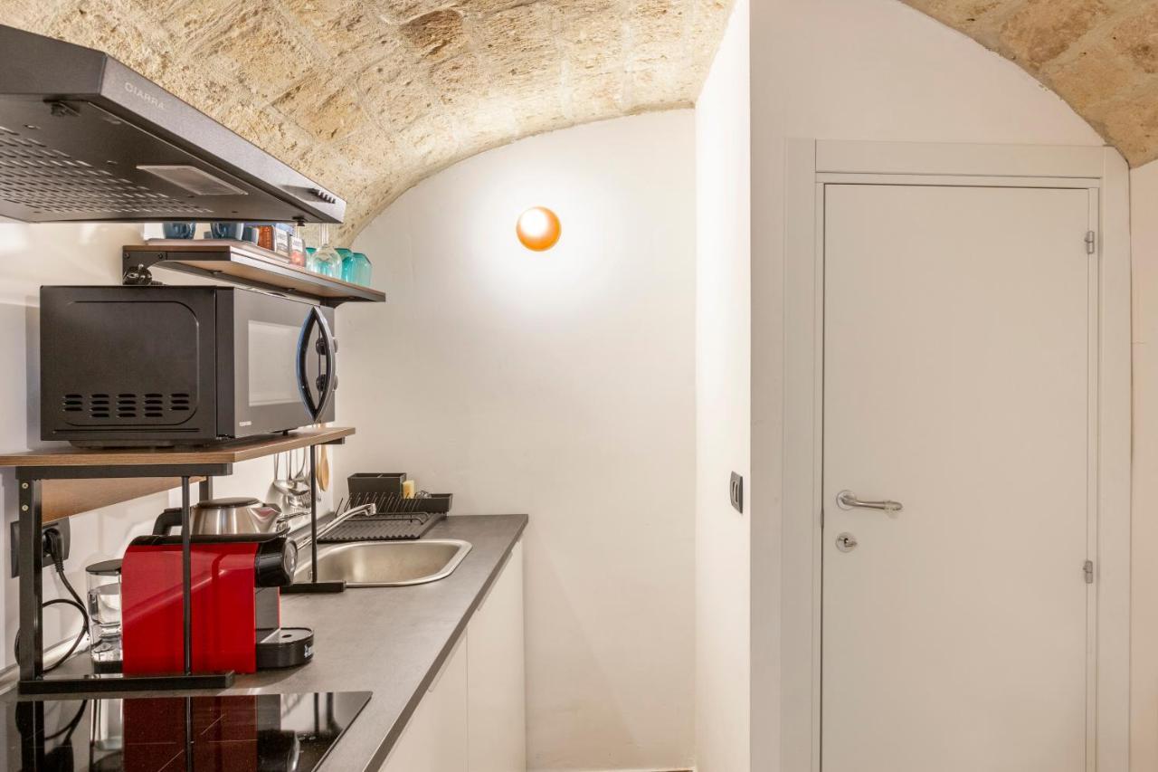 Just Here Apartments - Lascia Fare A Dio Bari Bagian luar foto